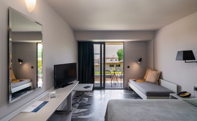 https://ohmydream.club/storage/media/uploads/Corfu/Aeolos_Beach_Resort_Corfu/Bungalow_Double_rooms_Garden_View/prev/6751d11db29a5.jpg