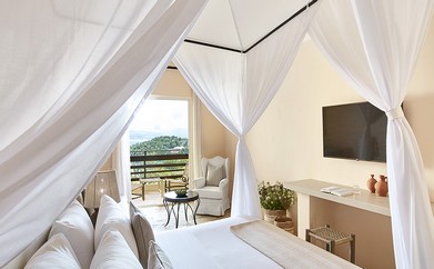 https://ohmydream.club/storage/media/uploads/Corfu/Grecotel_Lux_Me_Daphnila_Bay_Dassia/Daphnila_Bungalow_Garden_View/prev/649d569f11ff7.jpg