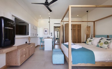 https://ohmydream.club/storage/media/uploads/Domes_Noruz_Chania/rooms/Upbeat_Retreat_Pool_View_with_Plunge_Pool/prev/6419fb71de935.jpg