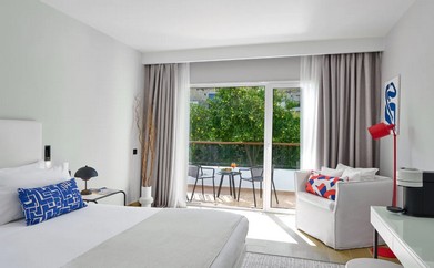 https://ohmydream.club/storage/media/uploads/Domes_Noruz_Kassandra/rooms/Upbeat_Retreat/prev/67d2d1ea32bcb.jpg