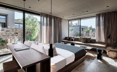 https://ohmydream.club/storage/media/uploads/Domes_Zeen_Chania/rooms/Tropical_Open_Plan_Suite_Shared_Pool/prev/6419f7e287a22.jpg