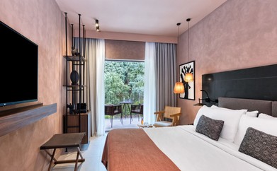 https://ohmydream.club/storage/media/uploads/Domes_of_Corfu/rooms/Tropical_Retreat/prev/6410742d27973.jpg