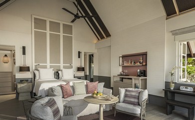https://ohmydream.club/storage/media/uploads/Maldives/Four_Seasons_Landaa_Giravaru/Two_Bedroom_Oceanfront_Bungalow_Partial_Sea_View/prev/6599db6c25ae9.jpg