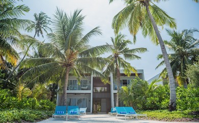 https://ohmydream.club/storage/media/uploads/Maldives/Kandima_Maldives/Sky_Beach_Studios/prev/659d401fa5668.jpg