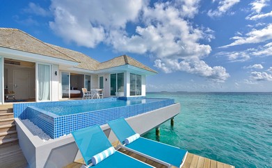 https://ohmydream.club/storage/media/uploads/Maldives/Kandima_Maldives/Sunset_Aqua_Pool_Suite/prev/659c2ff6d2bf6.jpg