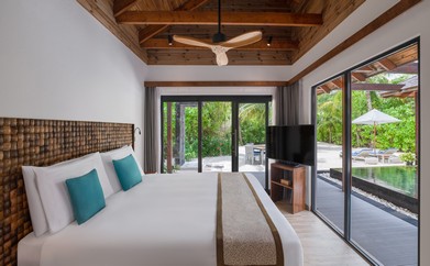 https://ohmydream.club/storage/media/uploads/Maldives/Movenpick_Resort_Kuredhivaru_Maldives/Beach_Pool_Residences/prev/659fe4925a963.jpg