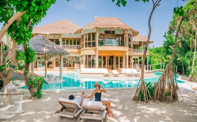 https://ohmydream.club/storage/media/uploads/Maldives/Soneva_Fushi/Villa_37/prev/65a571df055a7.jpg