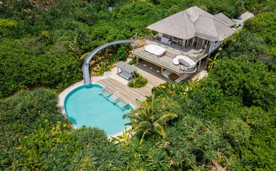 https://ohmydream.club/storage/media/uploads/Maldives/Soneva_Jani/Two_Bedroom_Island_Retreat_with_Slide_Villa_52/prev/65a13bca1f338.jpg