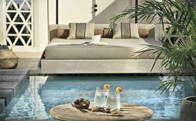 https://ohmydream.club/storage/media/uploads/Mykonos/Domes_Noruz_Mykonos/Upbeat_Retreat_with_Private_Pool/prev/664657d72deda.jpg