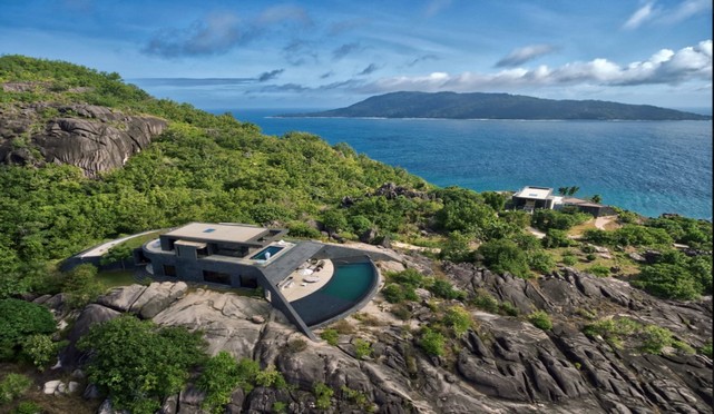 https://ohmydream.club/storage/media/uploads/Seychelles/Six_Senses_Zil_Pasyon/Oceanfront_Pool_Villa/prev/6578c61db0763.jpg